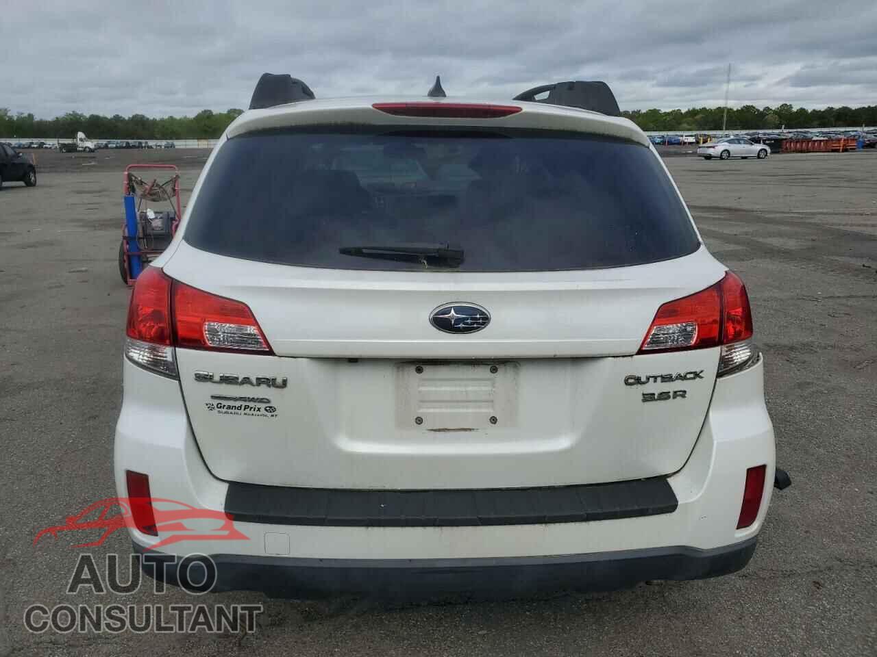 SUBARU OUTBACK 2013 - 4S4BRDSC1D2288162