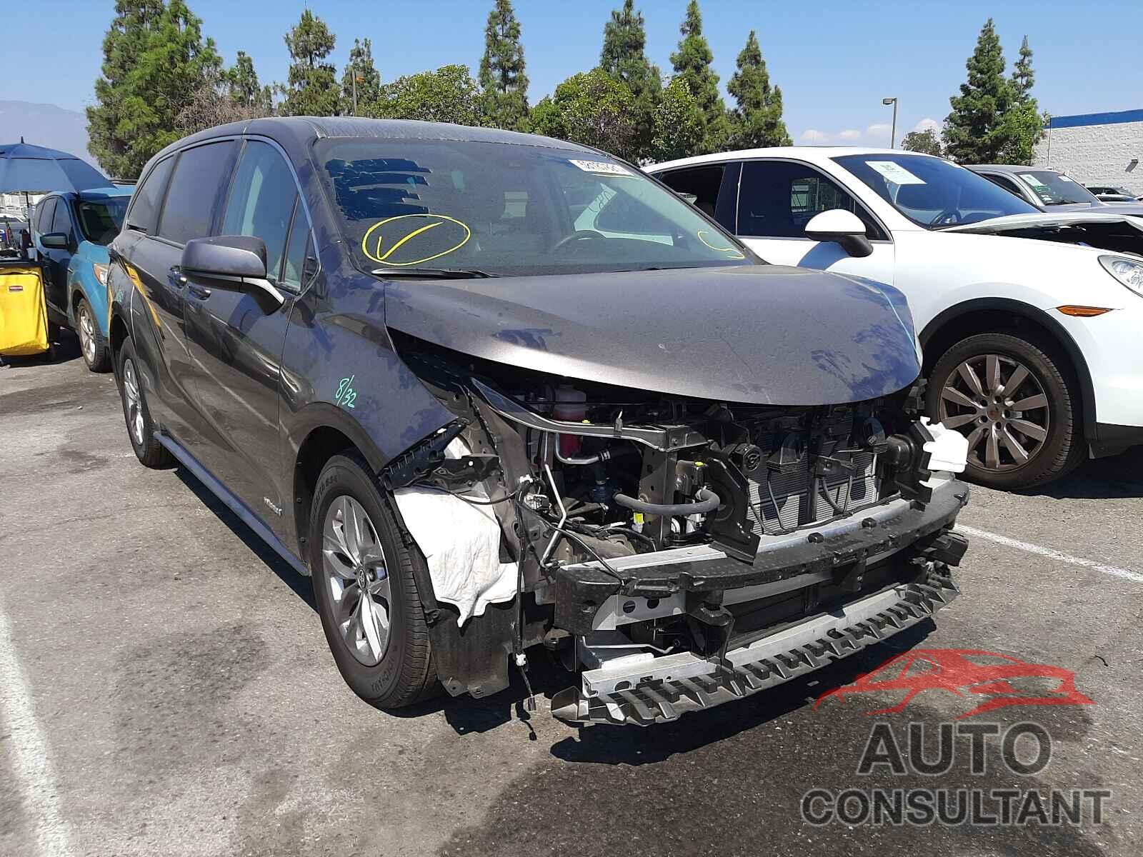 TOYOTA SIENNA 2021 - 5TDKRKEC6MS023850