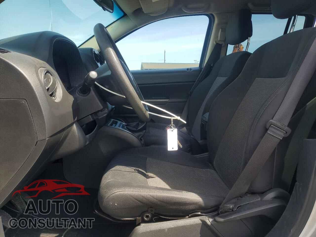 JEEP COMPASS 2012 - 1C4NJCBA4CD557159