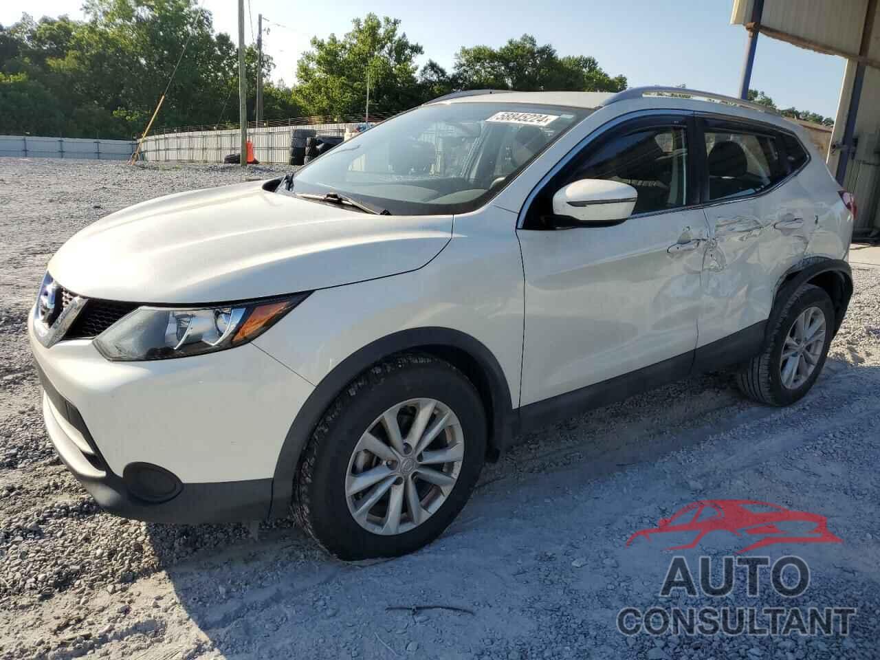 NISSAN ROGUE 2017 - JN1BJ1CP5HW024357