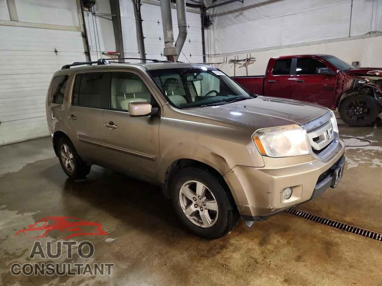 HONDA PILOT 2009 - 5FNYF48559B049007