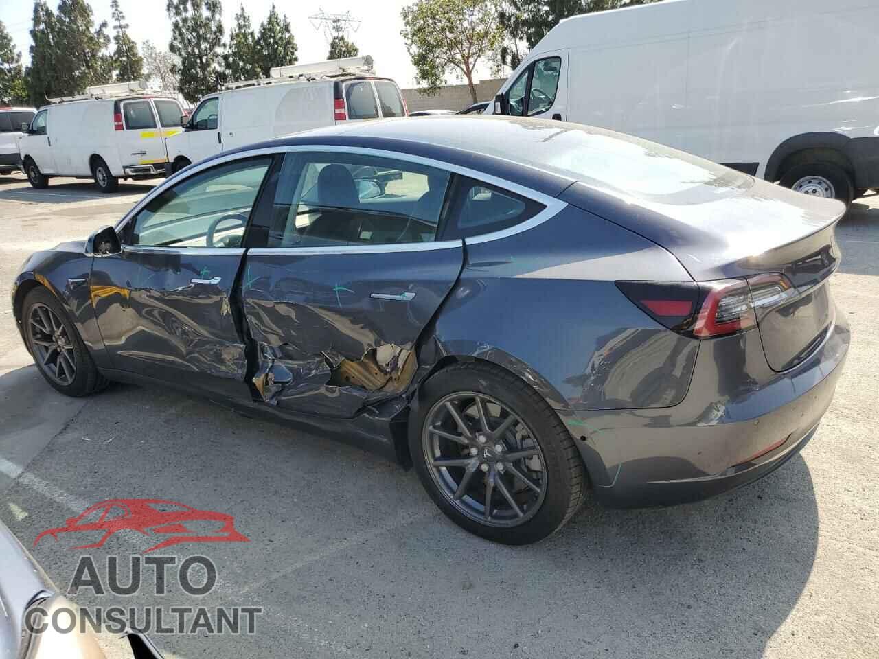 TESLA MODEL 3 2018 - 5YJ3E1EBXJF089786