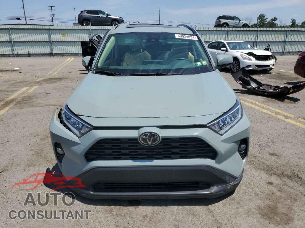 TOYOTA RAV4 2019 - JTMP1RFV4KD014465