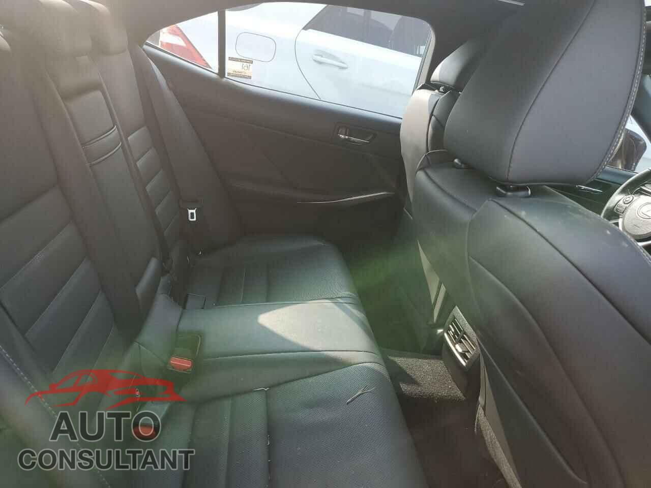 LEXUS IS 2016 - JTHBA1D20G5016962