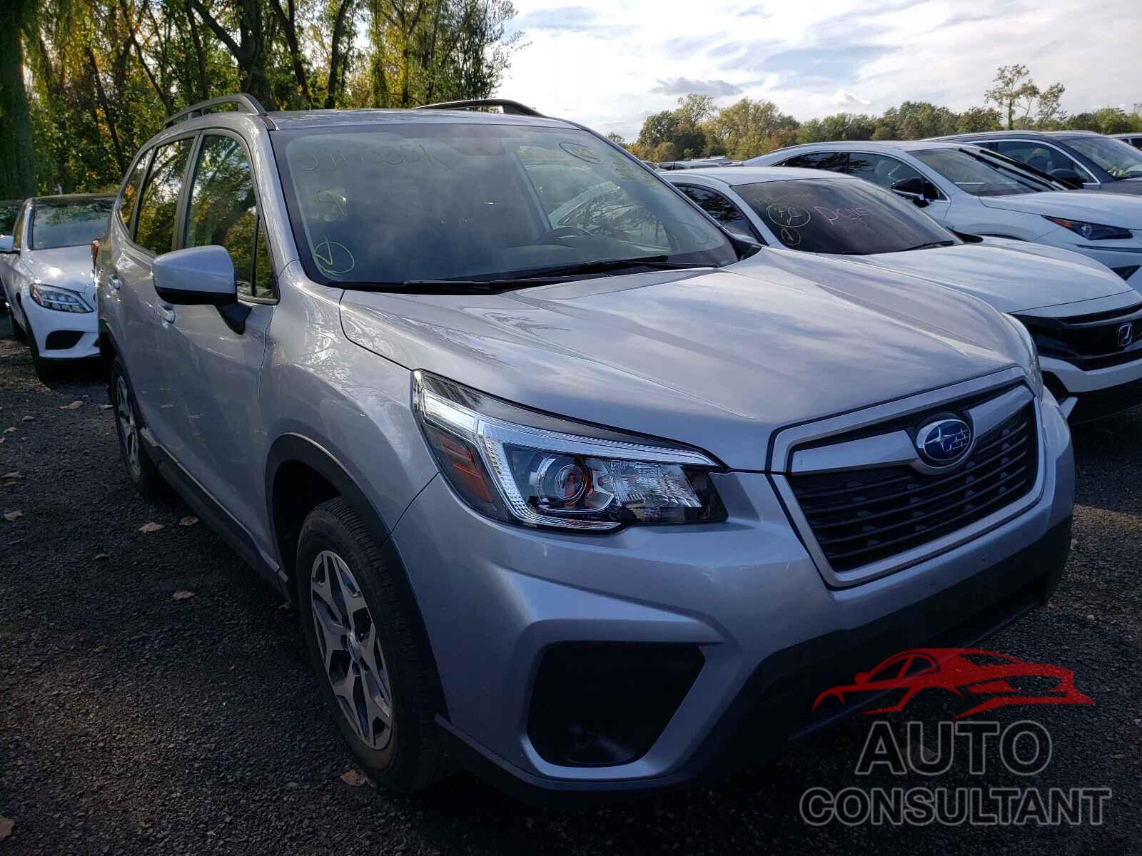 SUBARU FORESTER 2019 - JF2SKAGC2KH477267