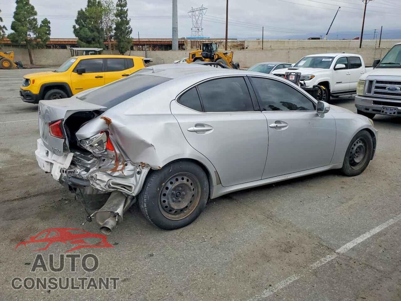 LEXUS IS 2011 - JTHBF5C29B5156155
