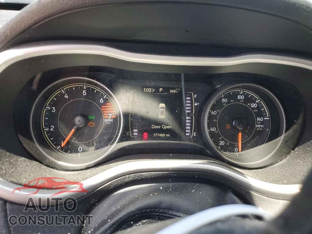 JEEP CHEROKEE 2018 - 1C4PJLLB7JD604357