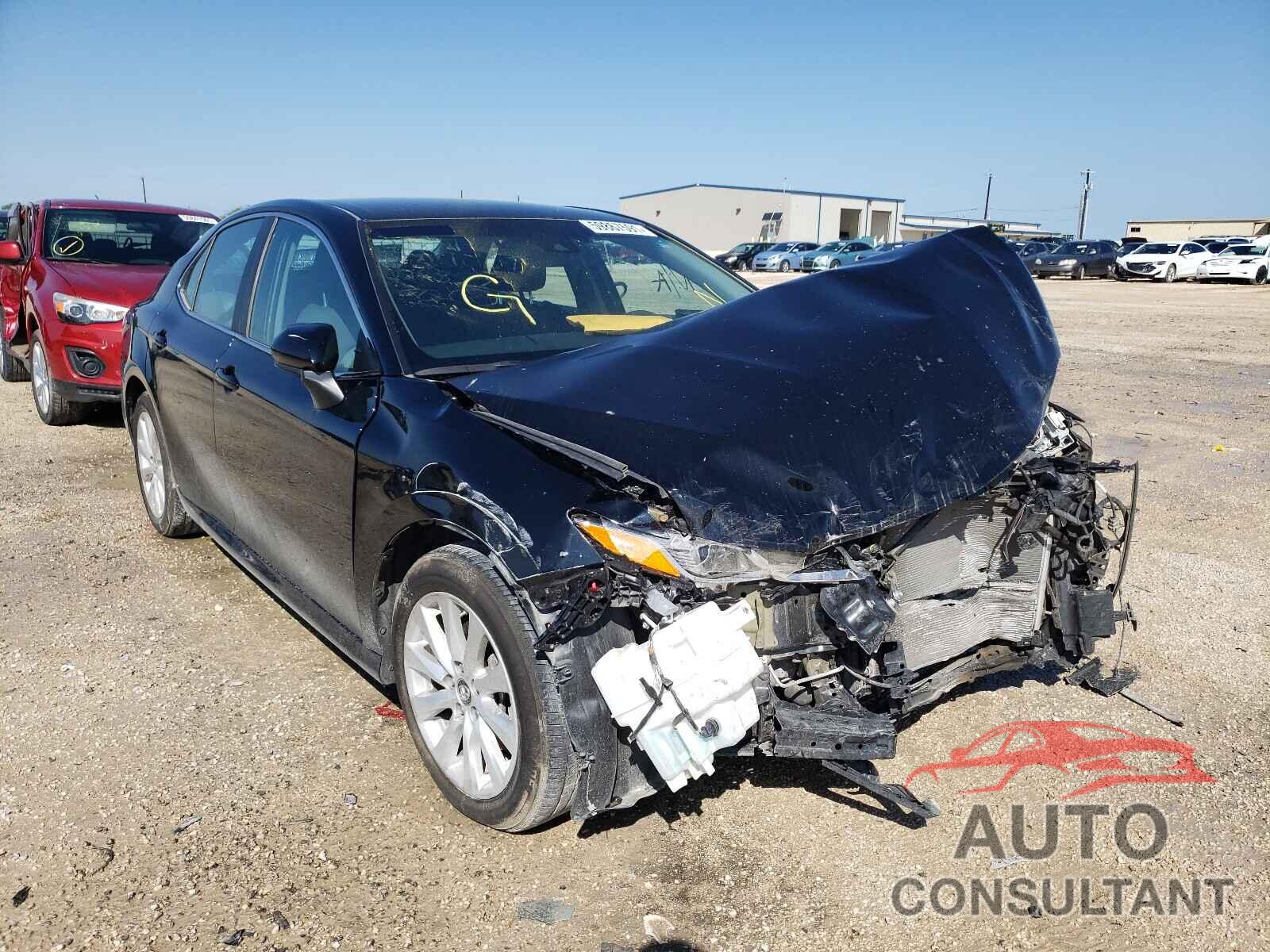 TOYOTA CAMRY 2018 - 4T1B11HK2JU148853