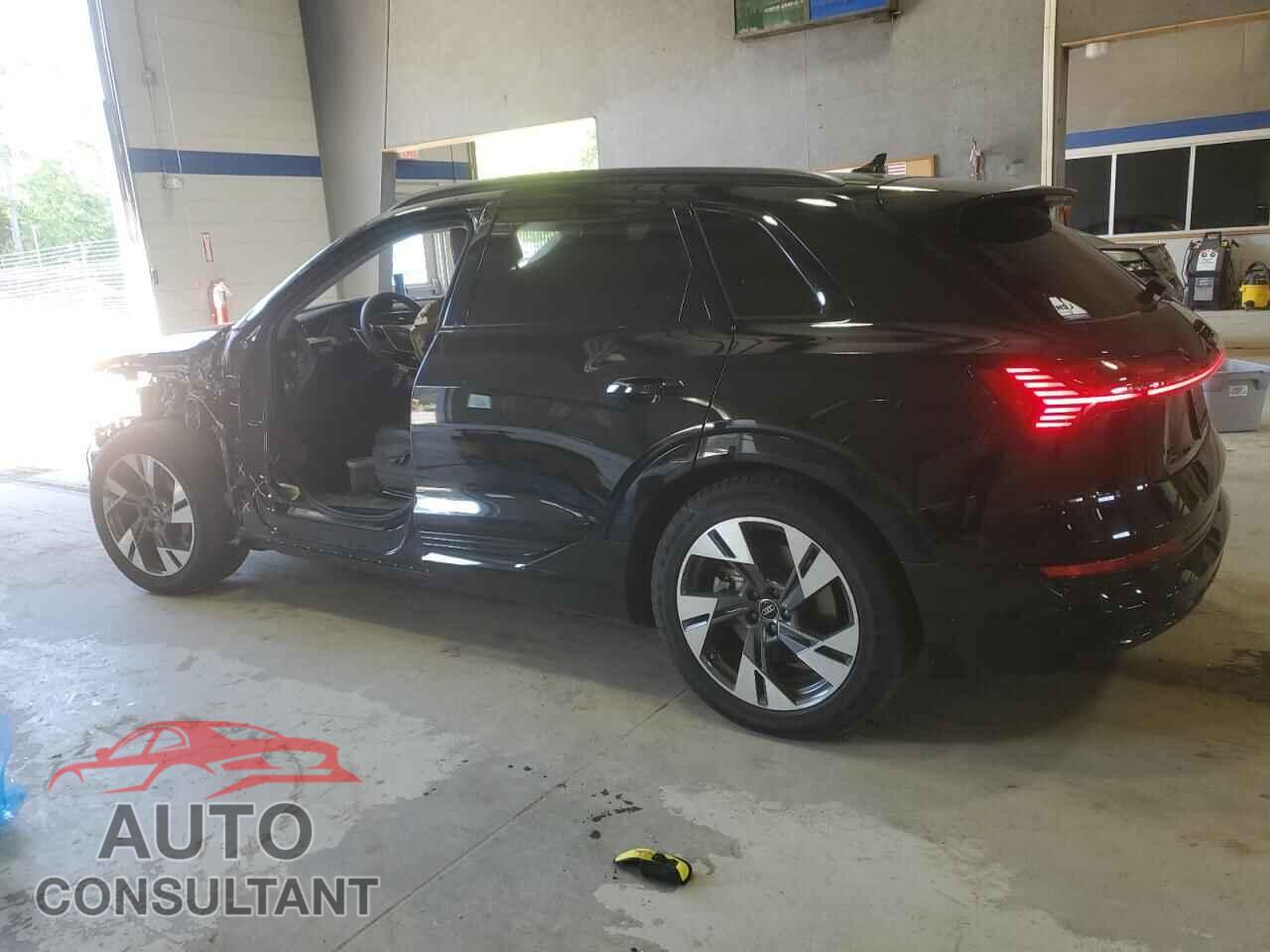 AUDI E-TRON 2023 - WA1AAAGE2PB014791