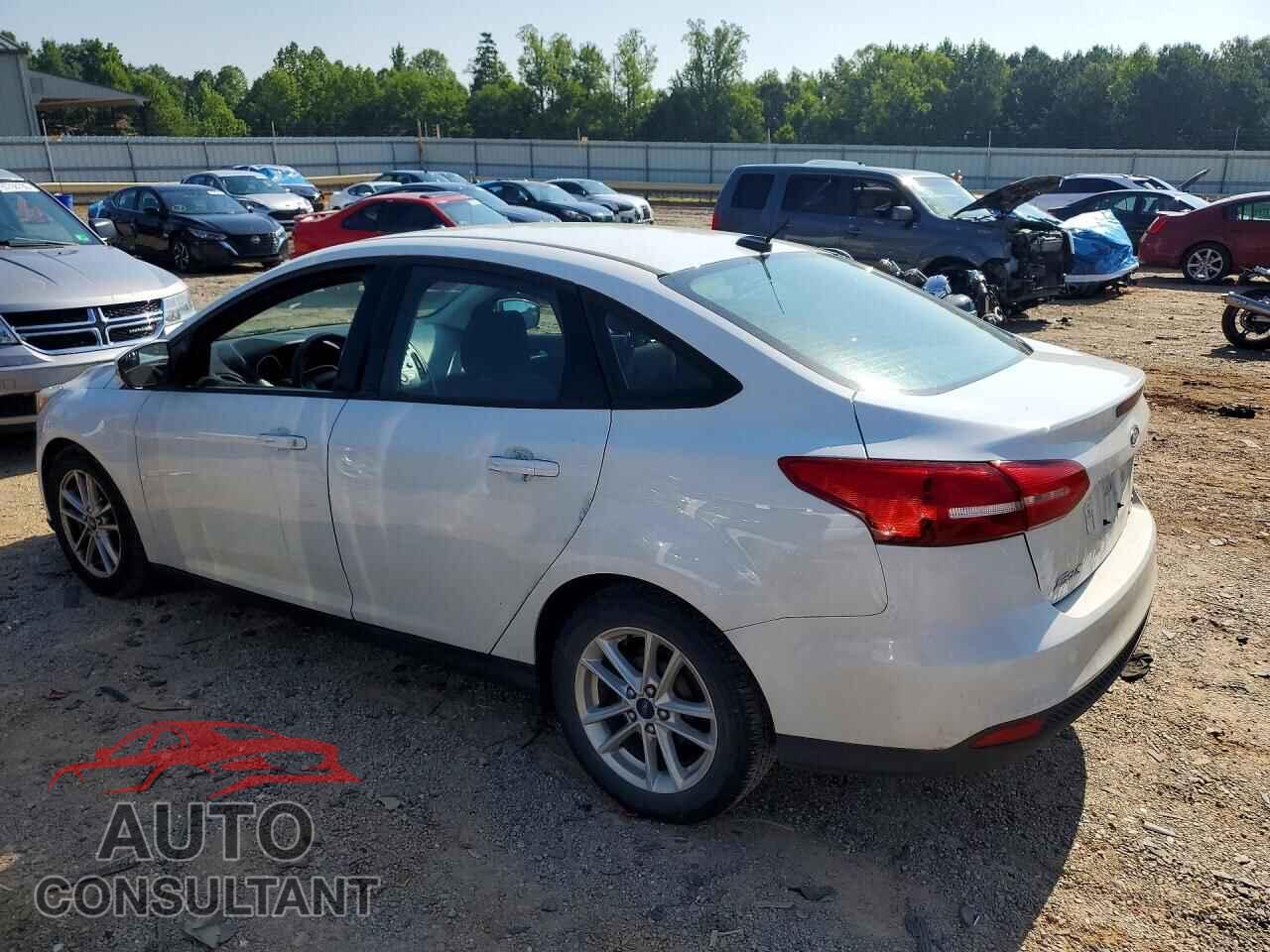 FORD FOCUS 2015 - 1FADP3F24FL342863