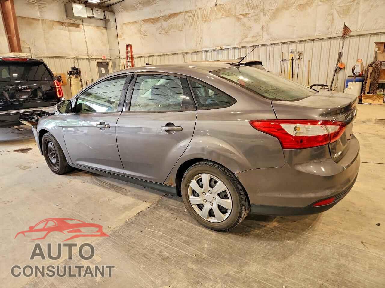 FORD FOCUS 2012 - 1FAHP3F23CL353396