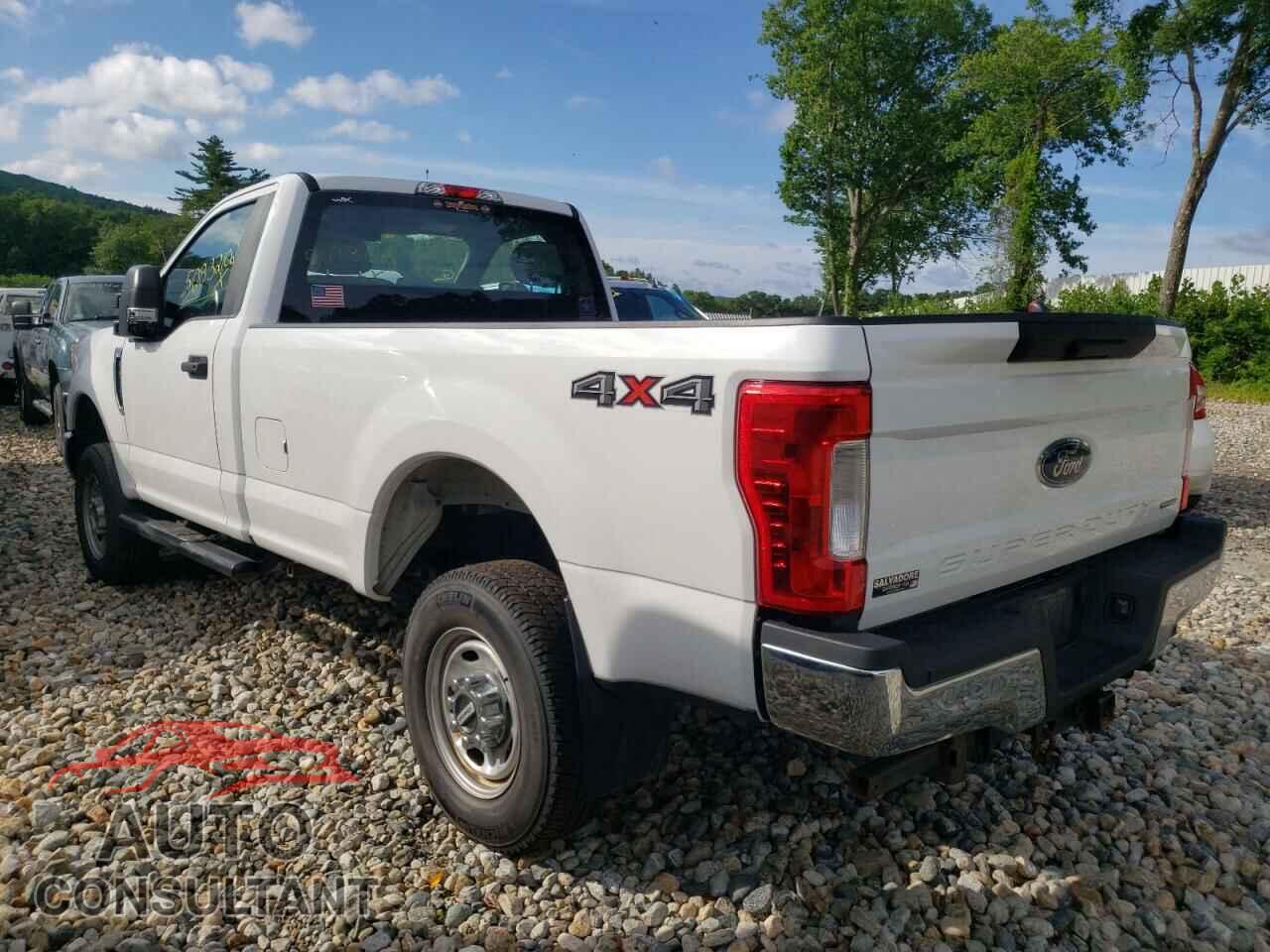 FORD F250 2017 - 1FTBF2B64HEB73104