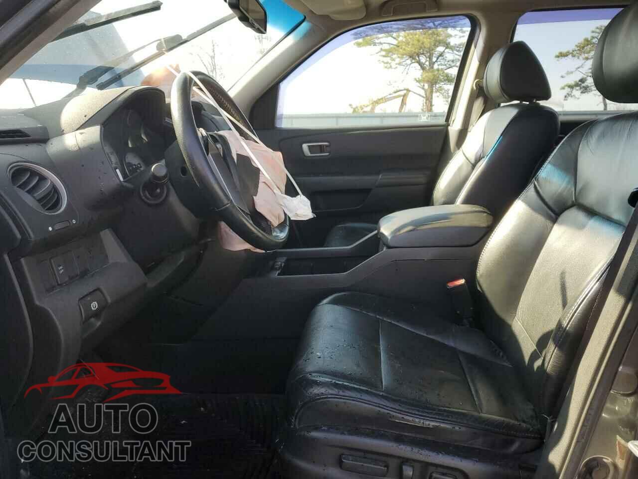 HONDA PILOT 2011 - 5FNYF4H55BB061776