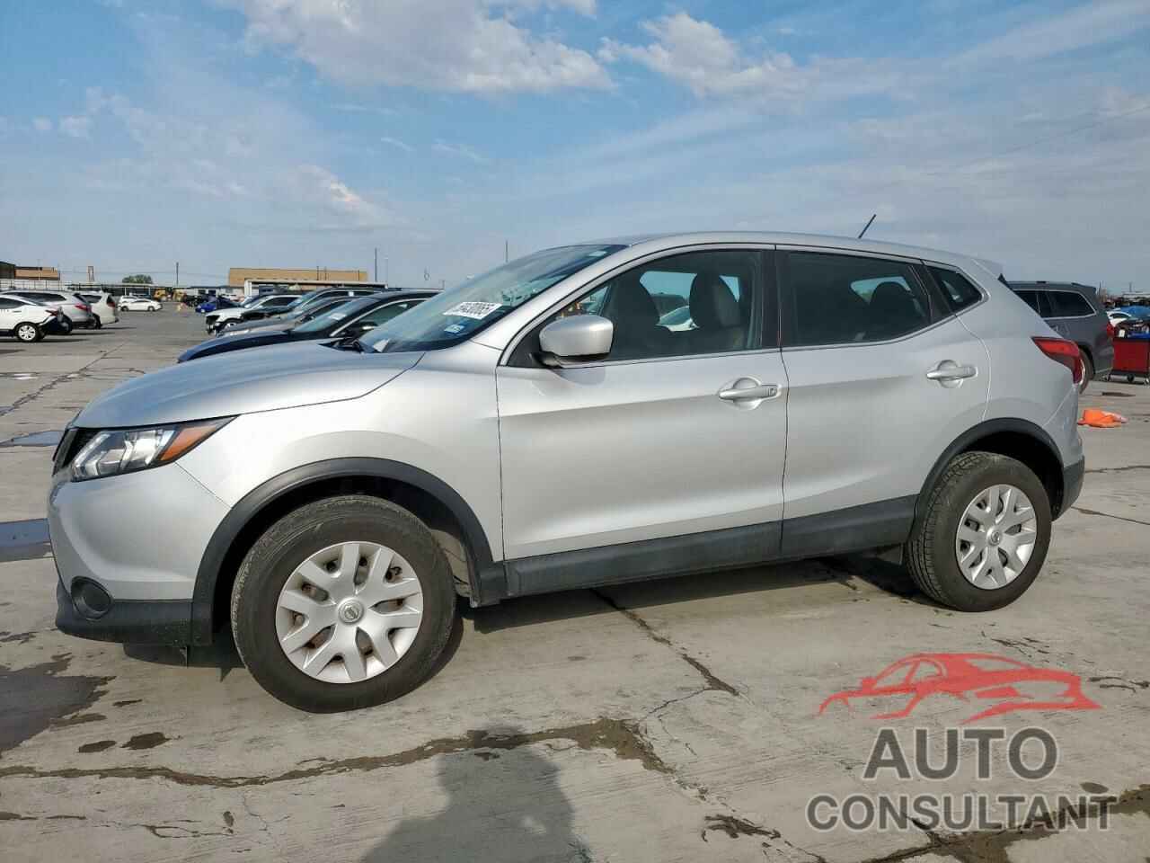 NISSAN ROGUE 2018 - JN1BJ1CP8JW154445