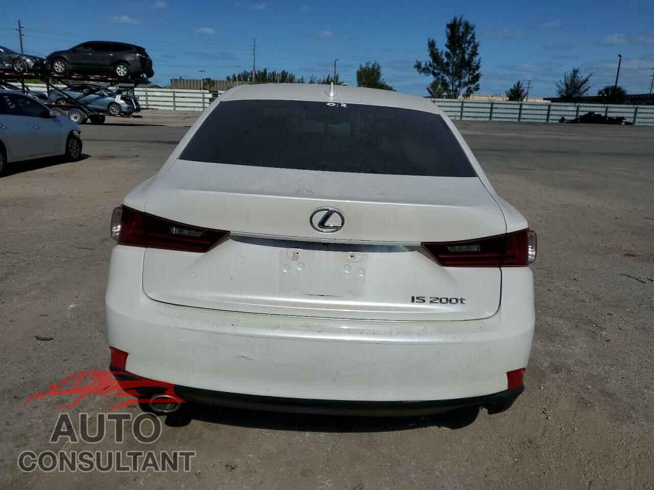 LEXUS IS 2016 - JTHBA1D20G5014418