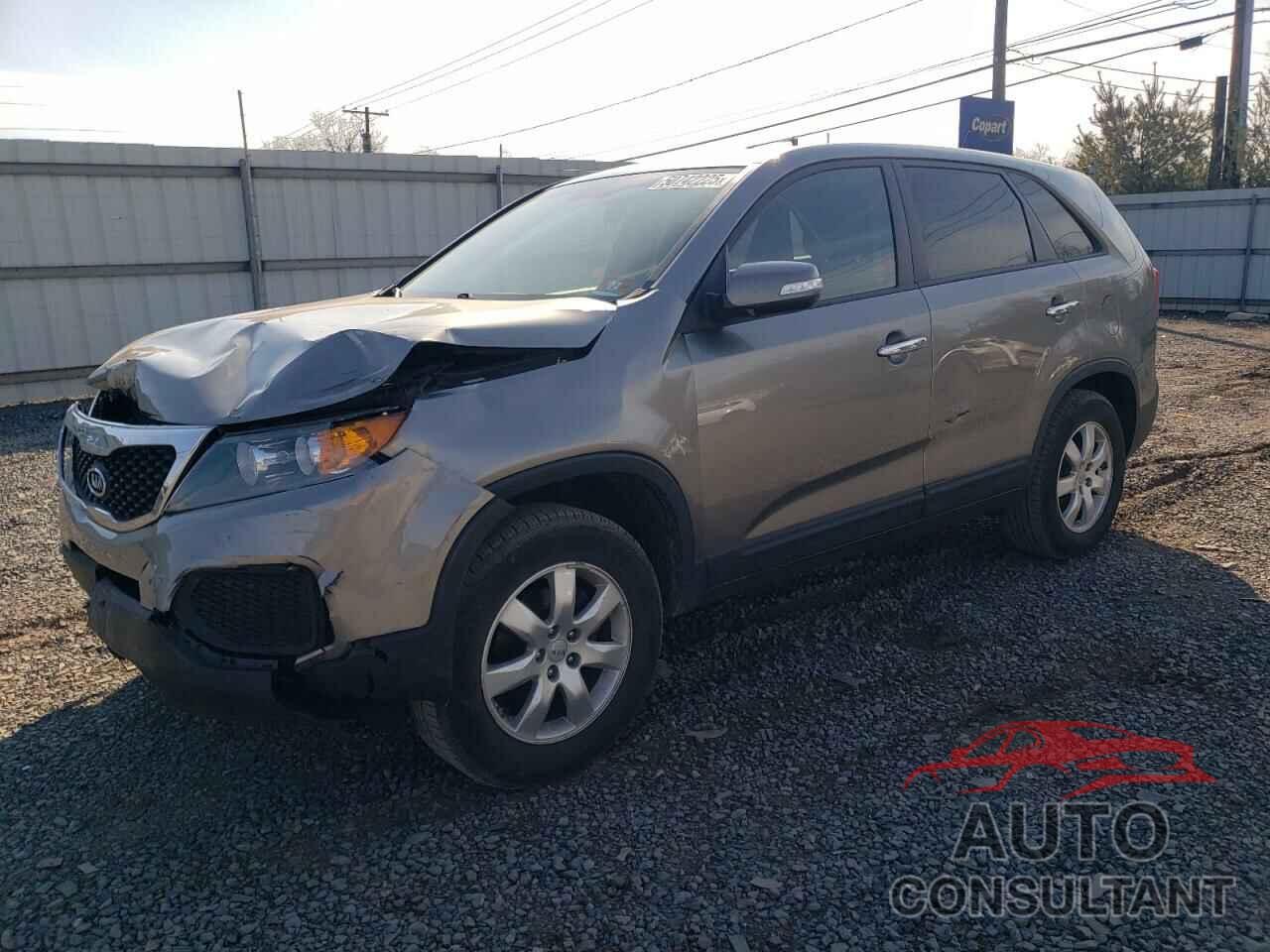 KIA SORENTO 2013 - 5XYKT3A18DG406553