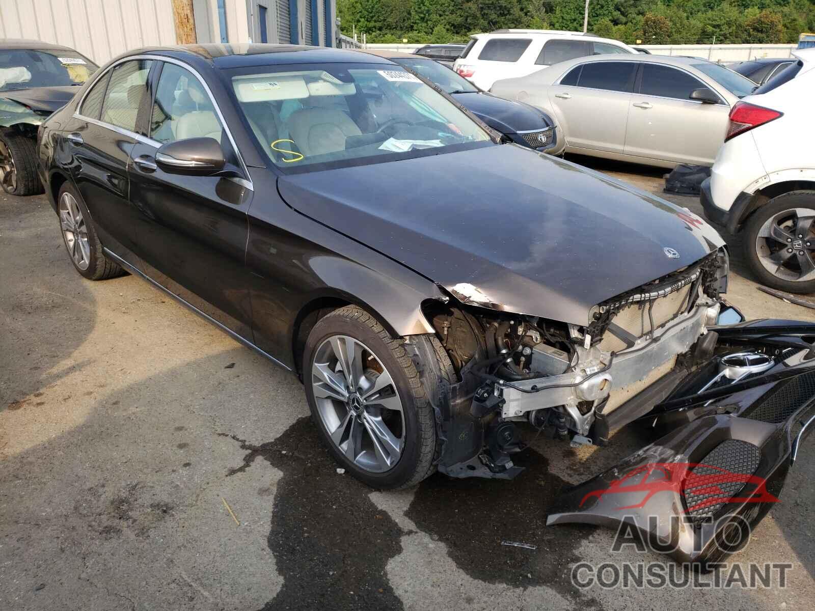 MERCEDES-BENZ C-CLASS 2018 - 55SWF4KB5JU244226