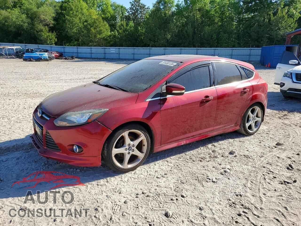 FORD FOCUS 2014 - 1FADP3N26EL120857