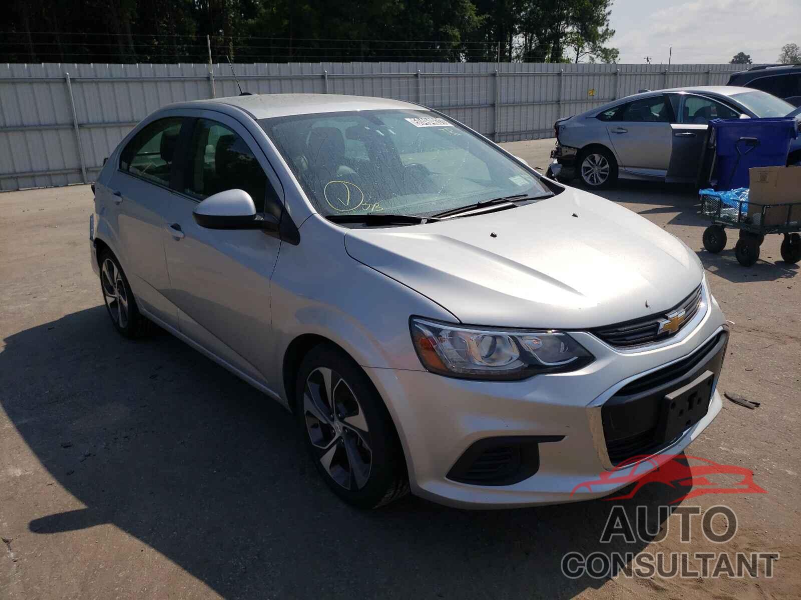 CHEVROLET SONIC 2018 - 1G1JF5SB1J4138471