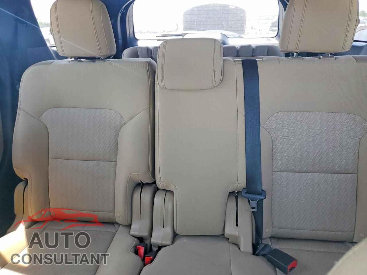 FORD EXPLORER 2017 - 1FM5K7B80HGA37852