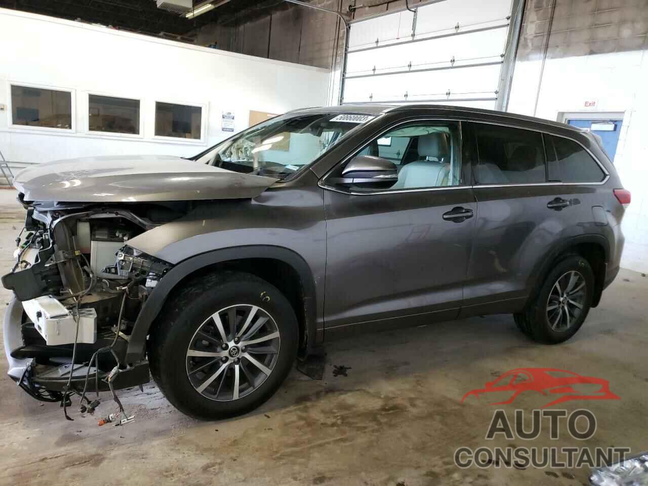 TOYOTA HIGHLANDER 2017 - 5TDJZRFHXHS521666