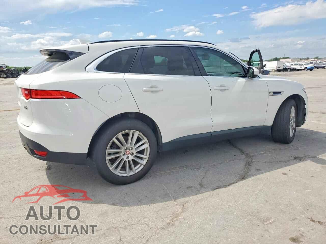 JAGUAR F-PACE 2018 - SADCK2FX6JA255596