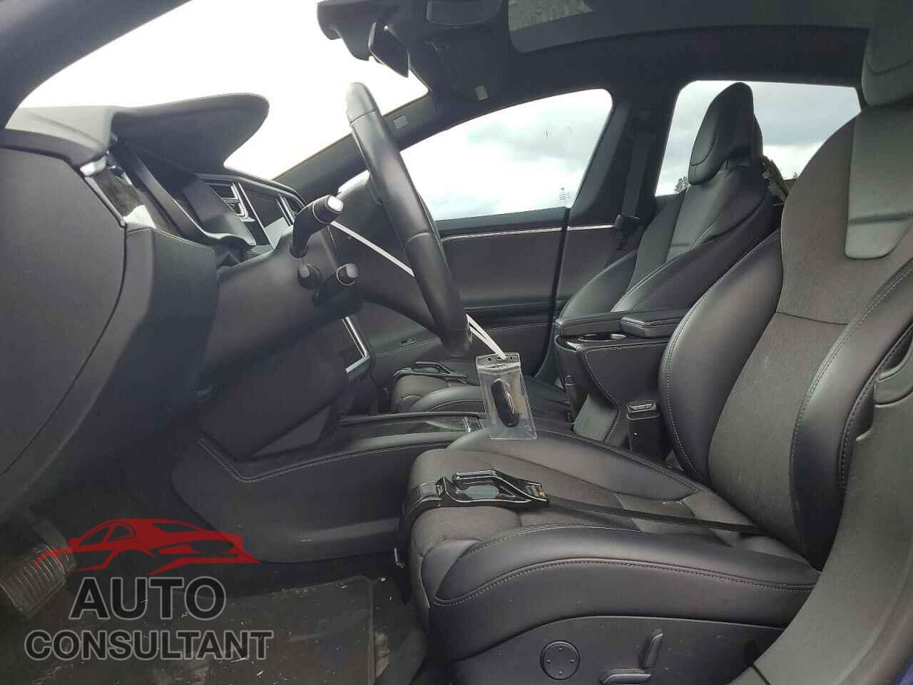 TESLA MODEL S 2017 - 5YJSA1E29HF210647