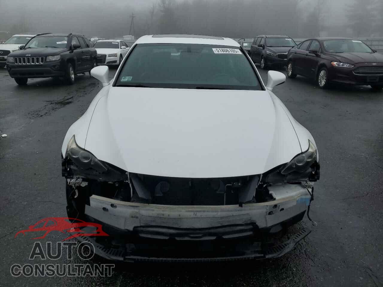 LEXUS IS 2014 - JTHCE1D28E5005147