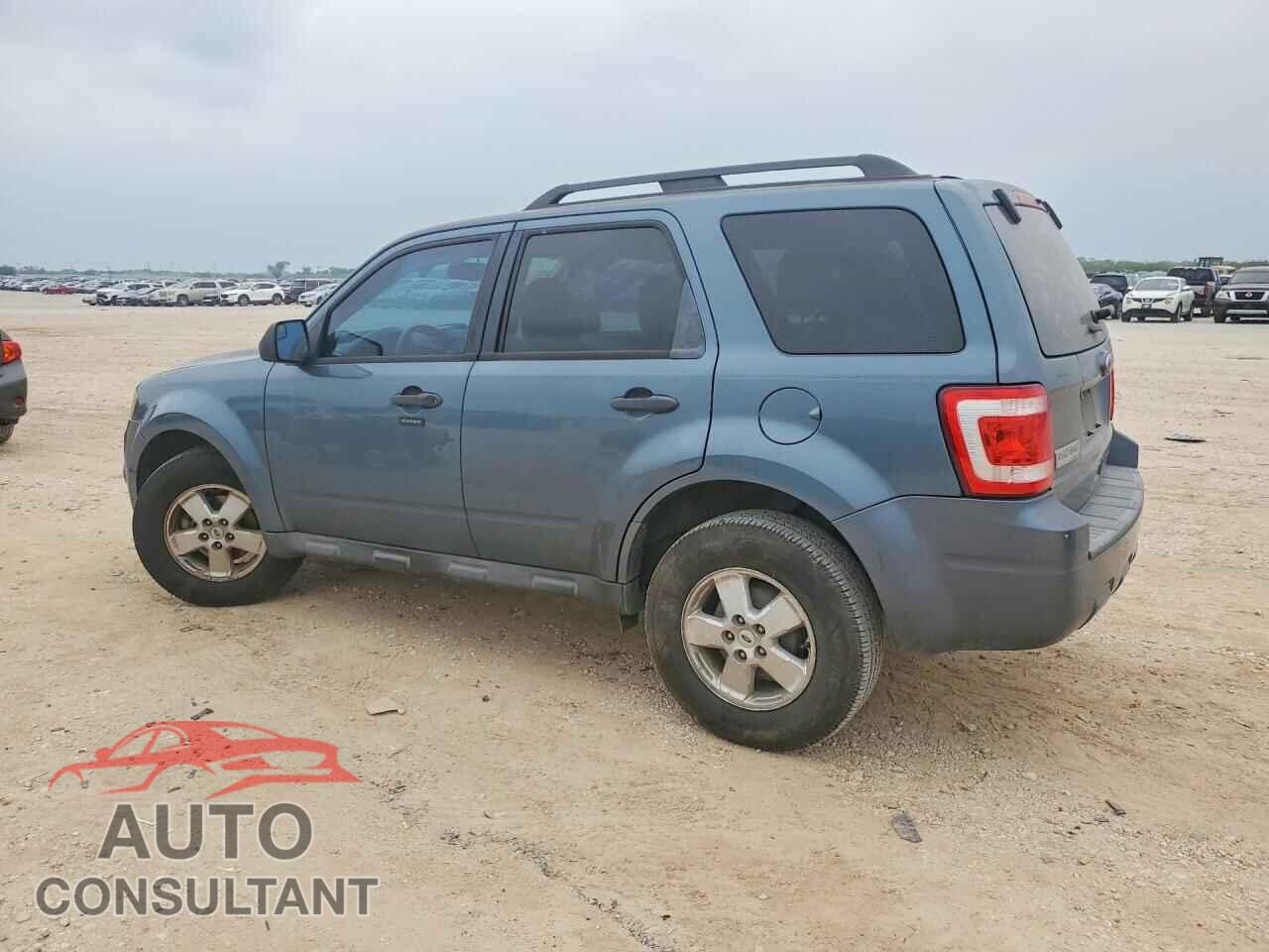 FORD ESCAPE 2011 - 1FMCU0D79BKB45811