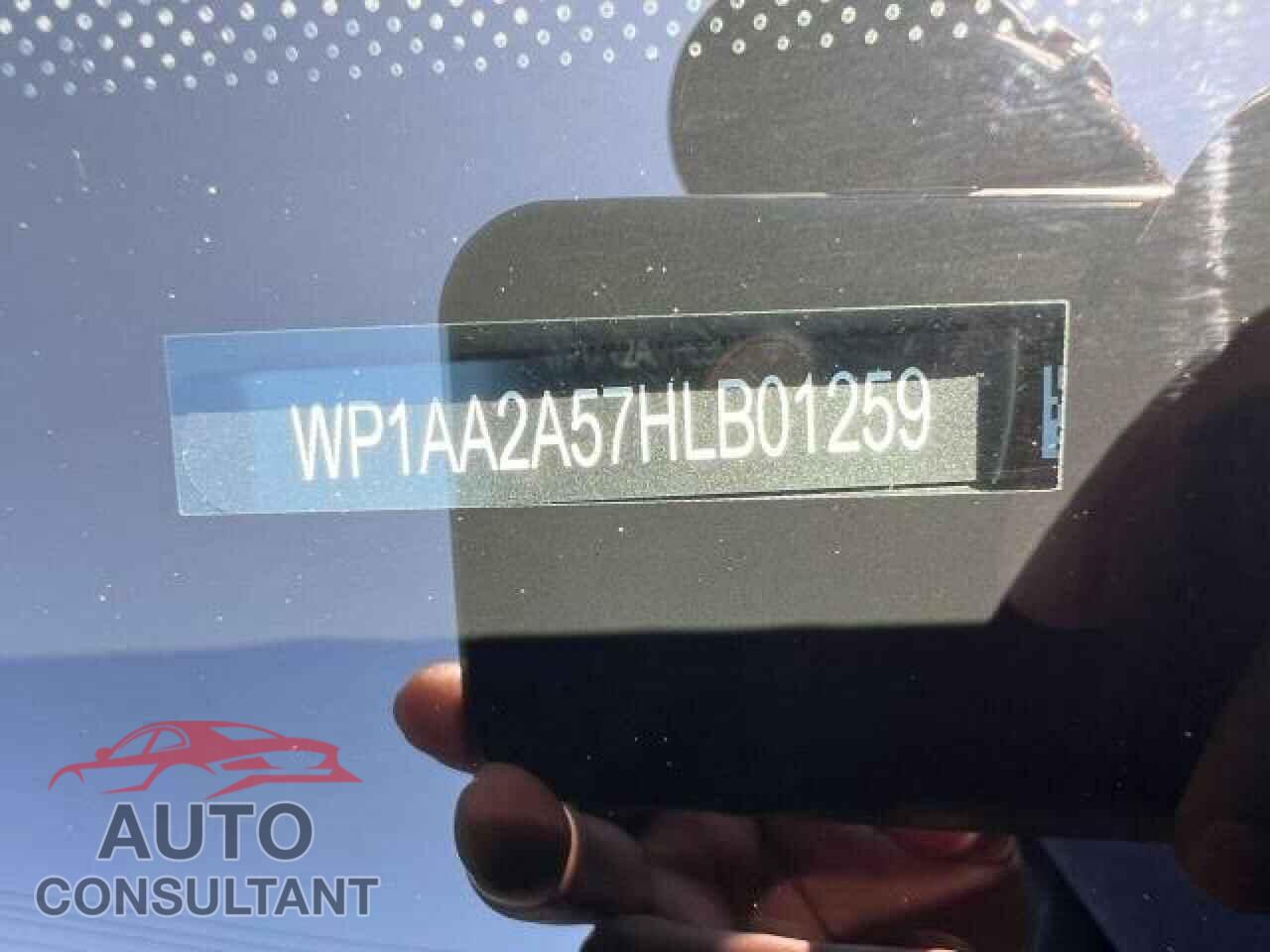 PORSCHE MACAN 2017 - WP1AA2A57HLB01259
