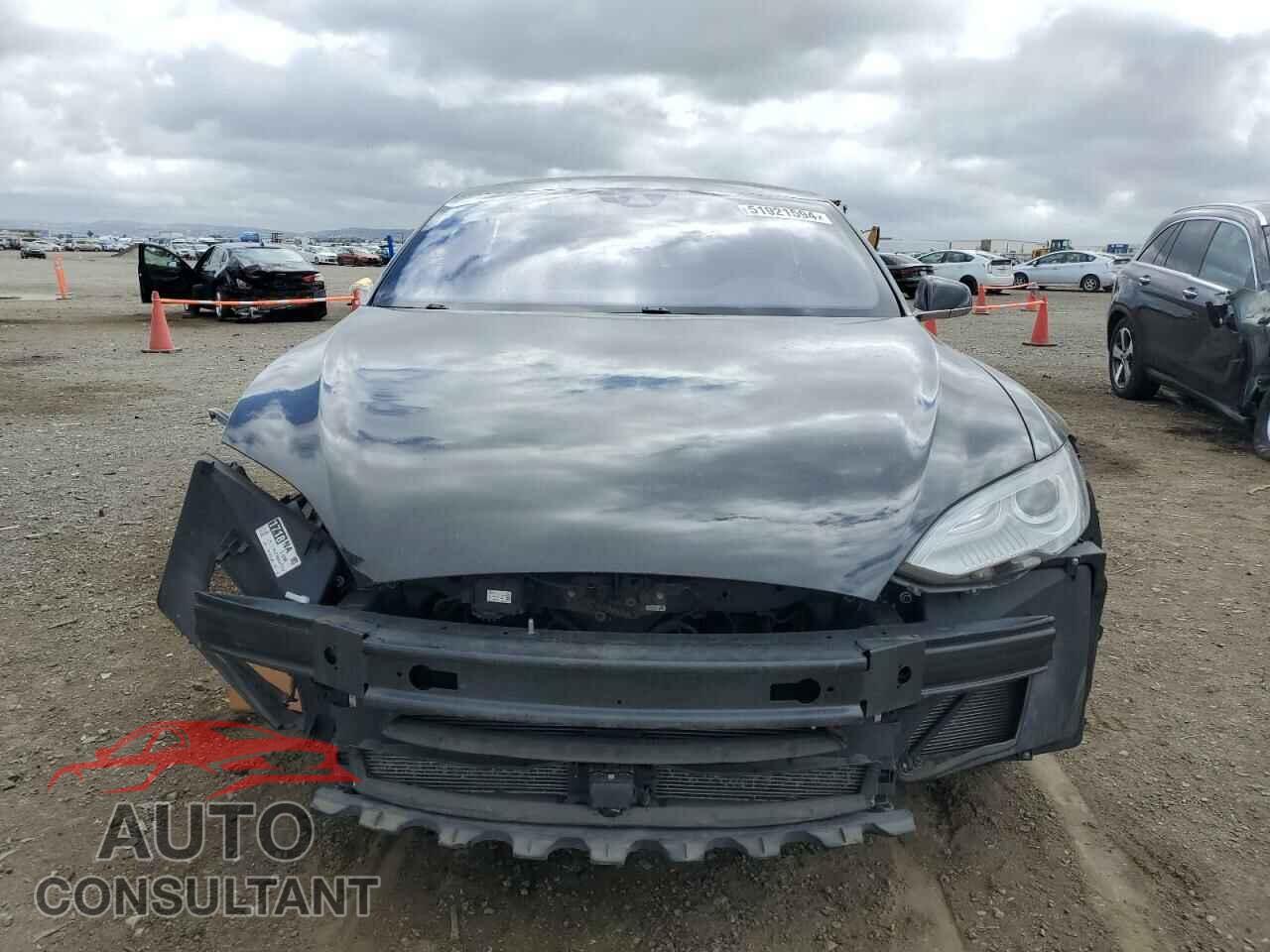 TESLA MODEL S 2016 - 5YJSA1E42GF133393