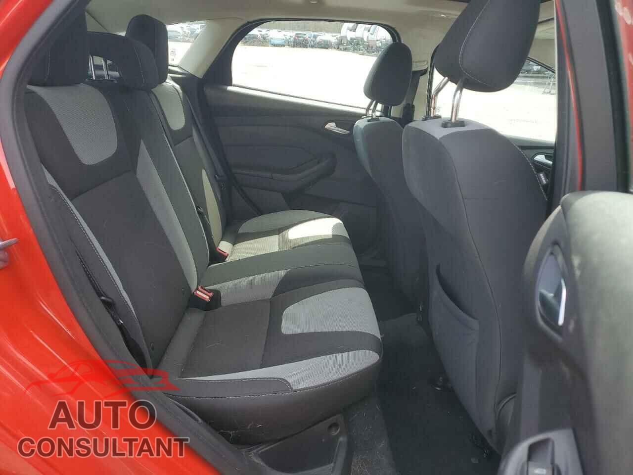 FORD FOCUS 2012 - 1FAHP3K25CL384400
