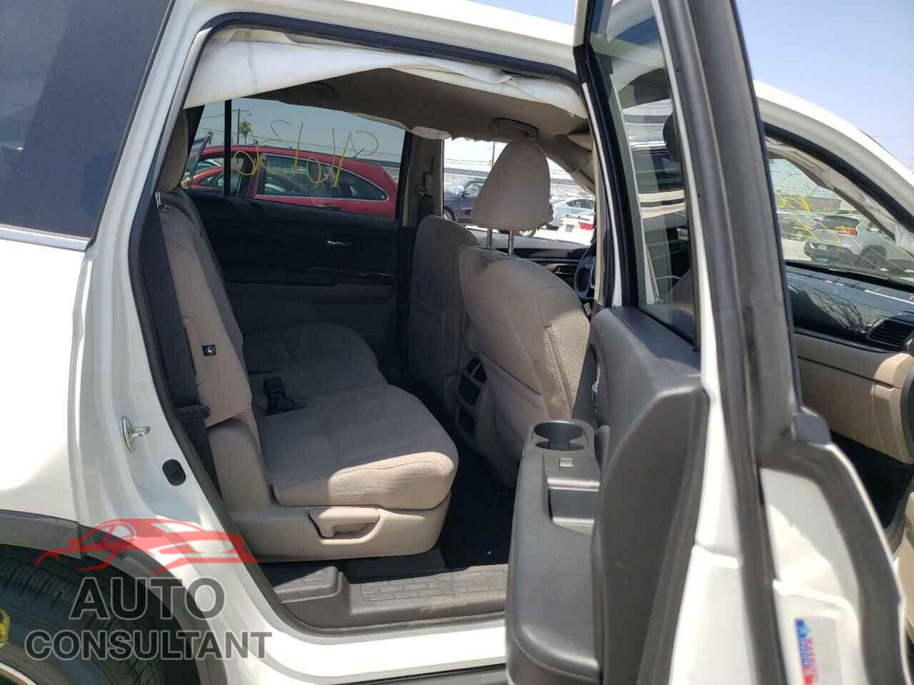 HONDA PILOT 2017 - 5FNYF5H36HB018772