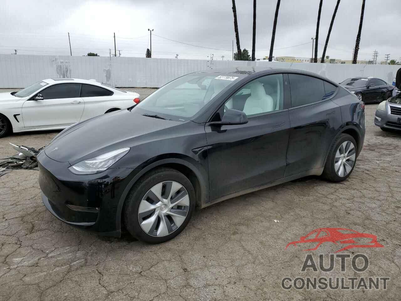 TESLA MODEL Y 2023 - 7SAYGDEE7PA155411