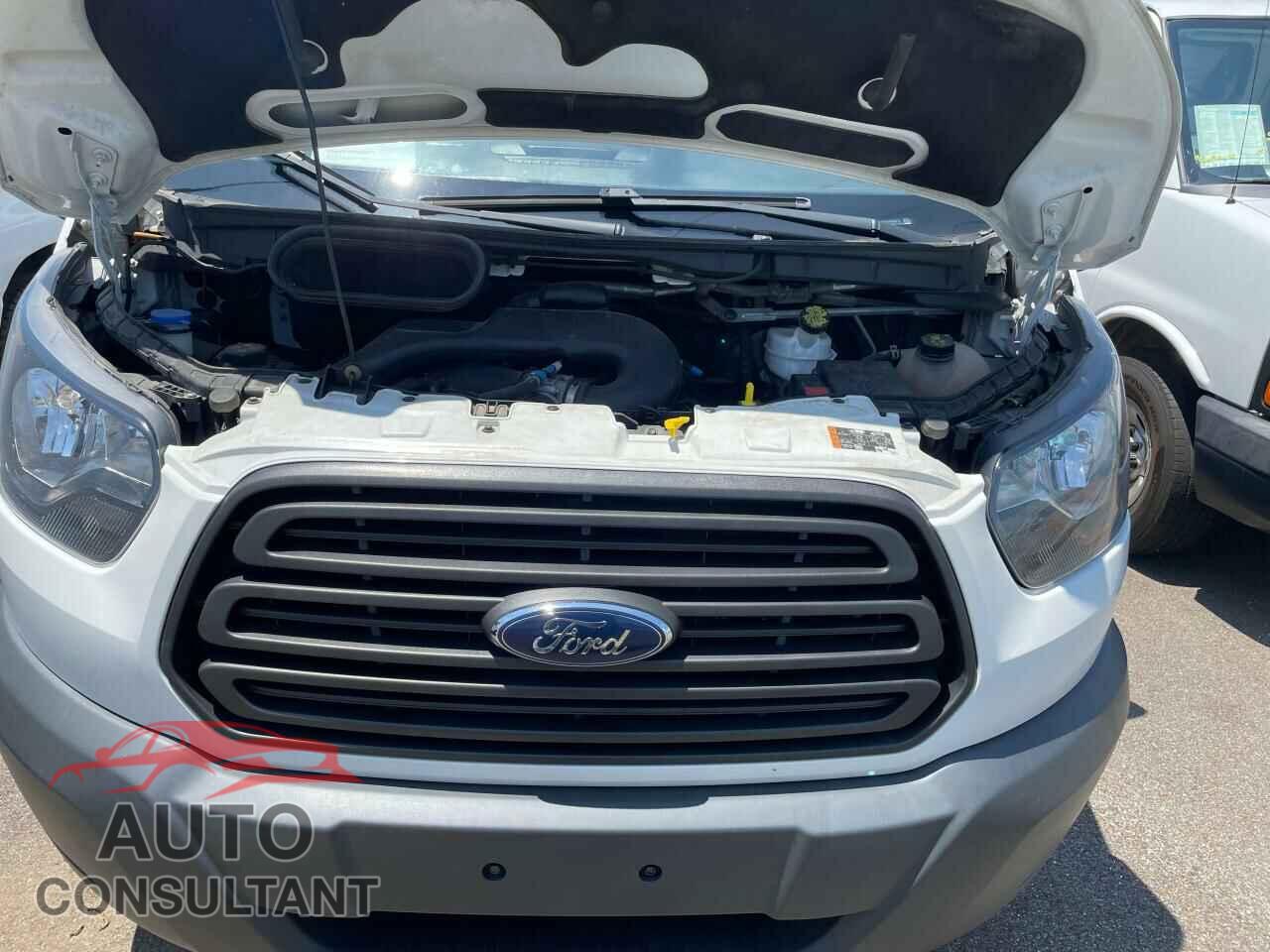 FORD TRANSIT CO 2017 - 1FTYE2YM1HKB55275