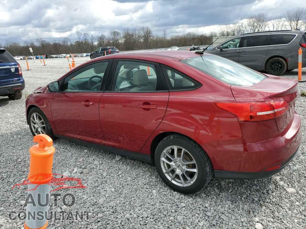 FORD FOCUS 2015 - 1FADP3F24FL338490