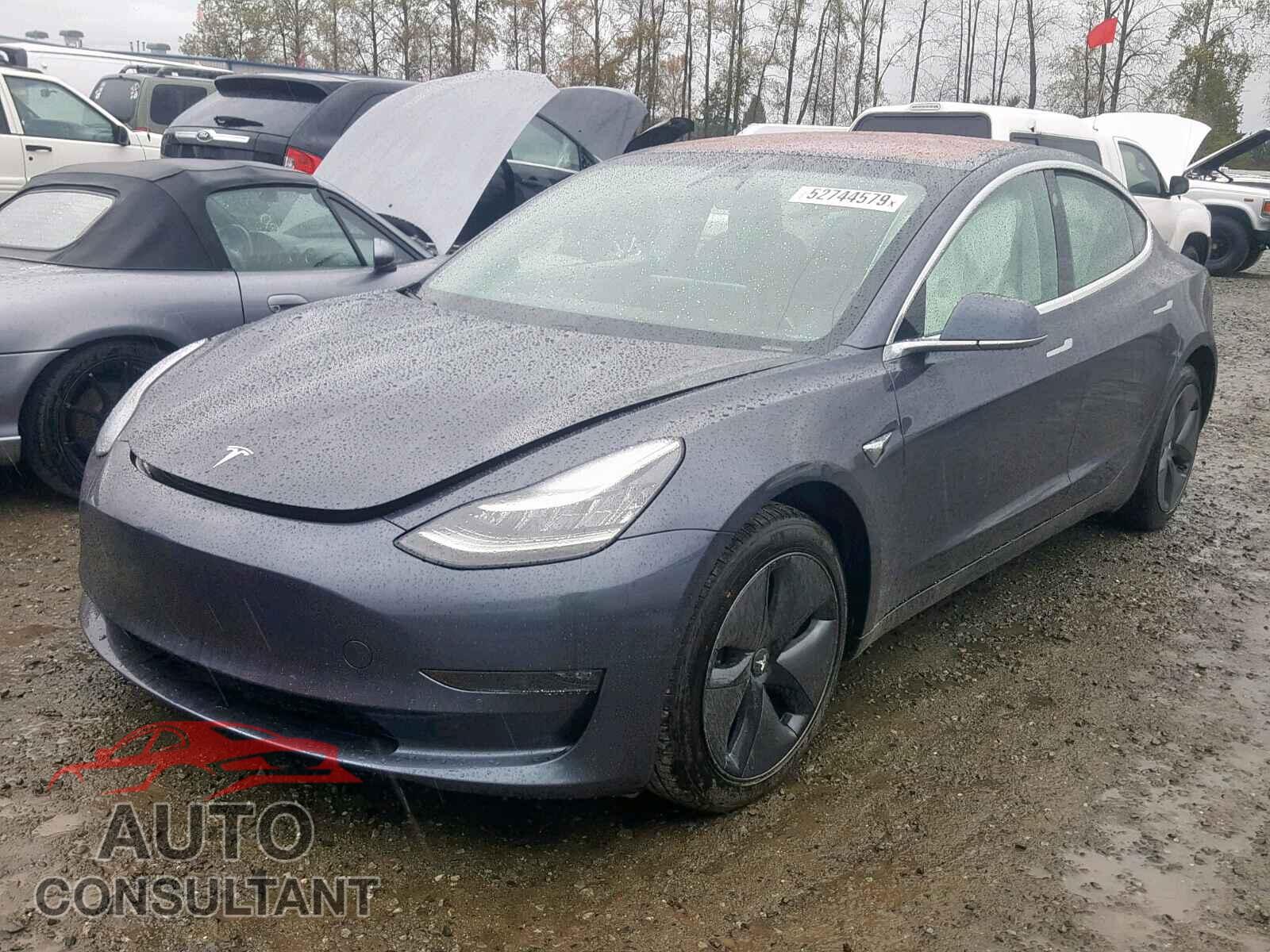 TESLA MODEL 3 2018 - 5YJ3E1EB0JF144696