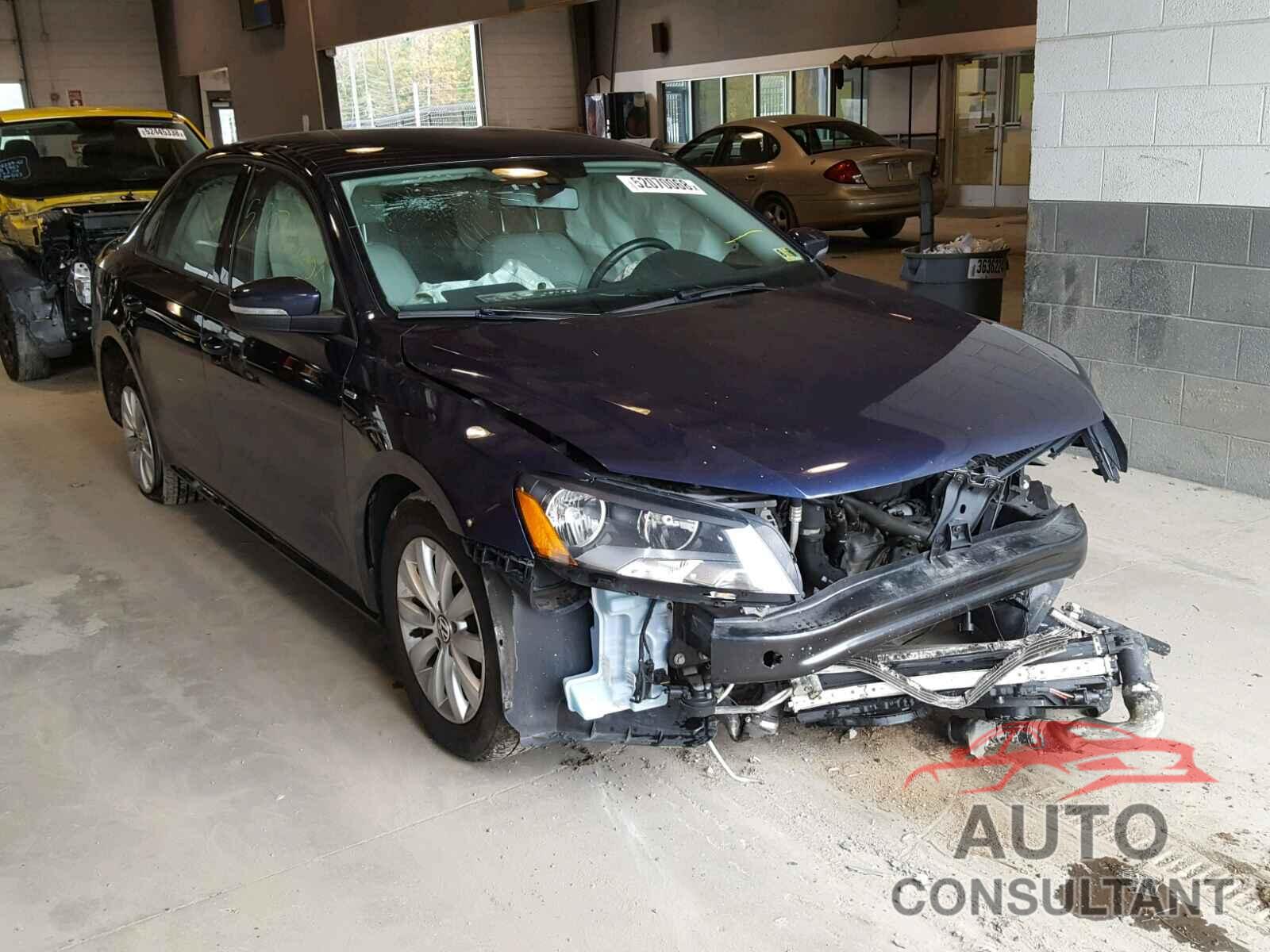 VOLKSWAGEN PASSAT 2015 - 1VWAT7A37FC058771