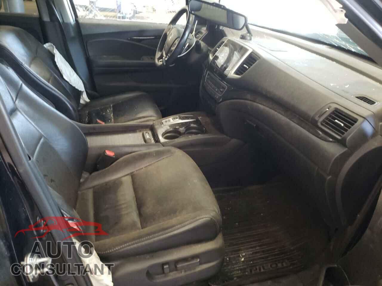 HONDA PILOT 2017 - 5FNYF5H93HB013789