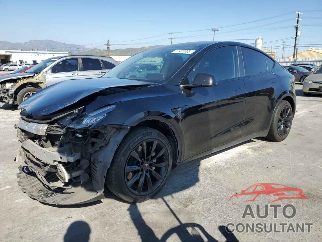 TESLA MODEL Y 2021 - 5YJYGDEE1MF094164