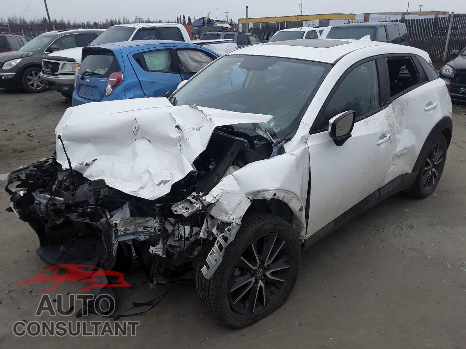 MAZDA CX-3 2017 - JM1DKFC73H0176110