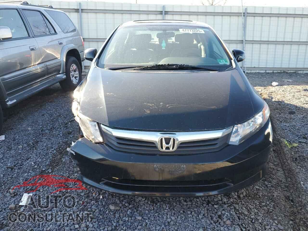 HONDA CIVIC 2012 - 2HGFB2F82CH576171
