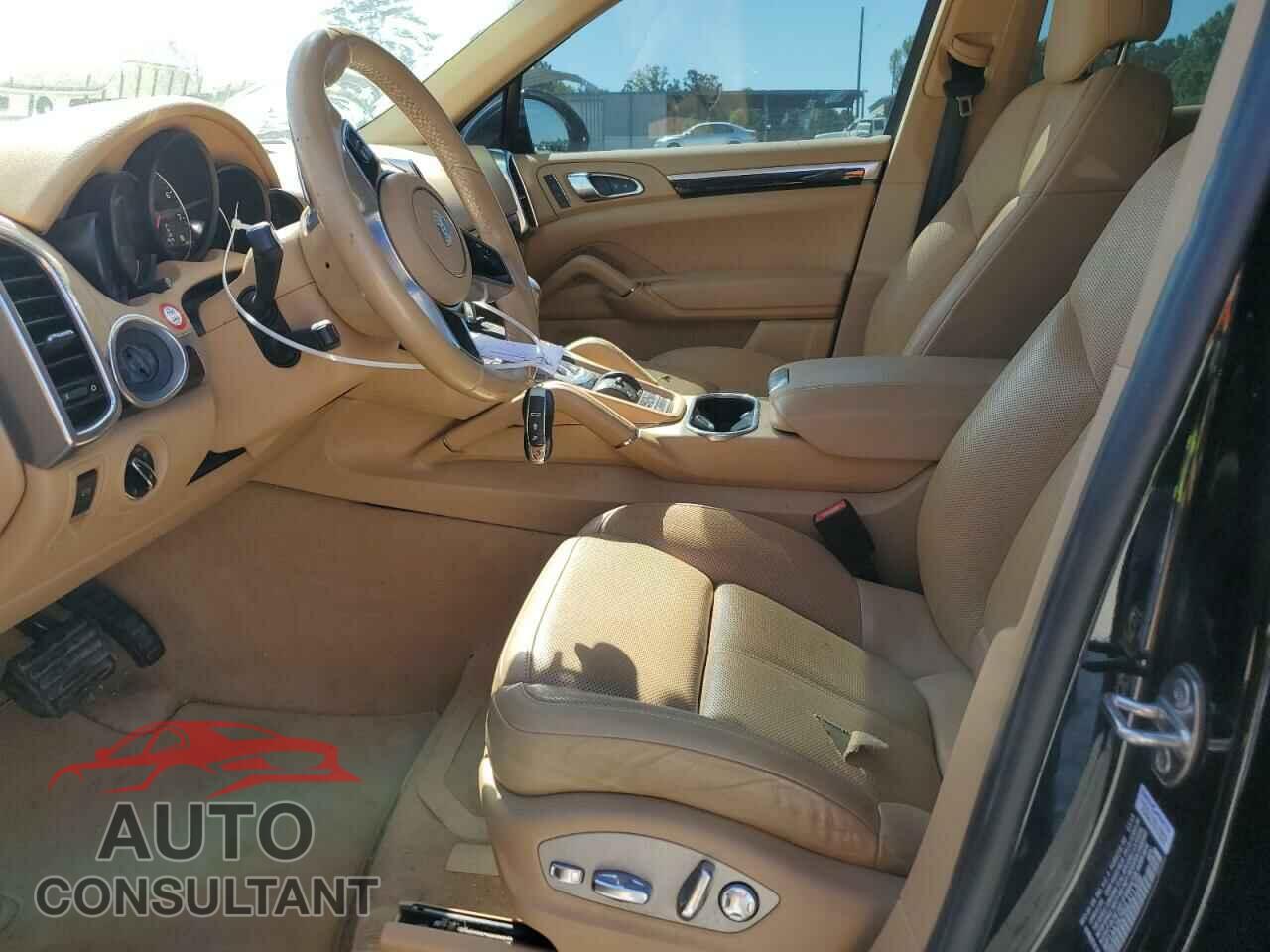 PORSCHE CAYENNE 2016 - WP1AA2A29GLA11308