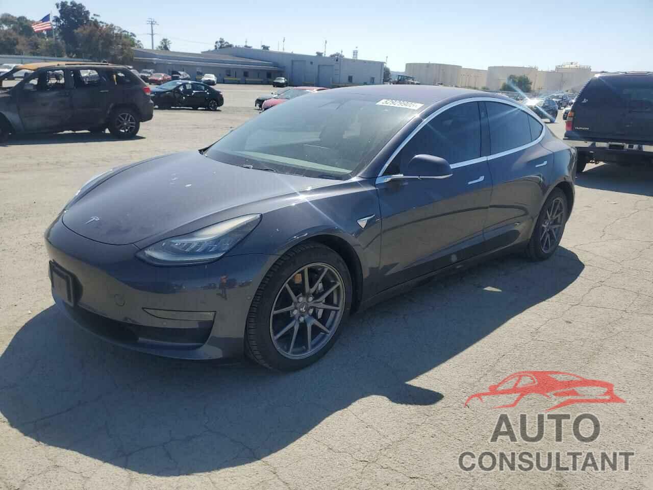 TESLA MODEL 3 2018 - 5YJ3E1EB8JF130500