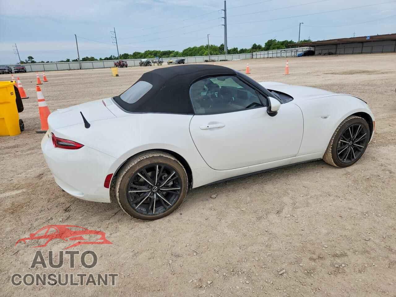MAZDA MX5 2025 - JM1NDAD75S0659010