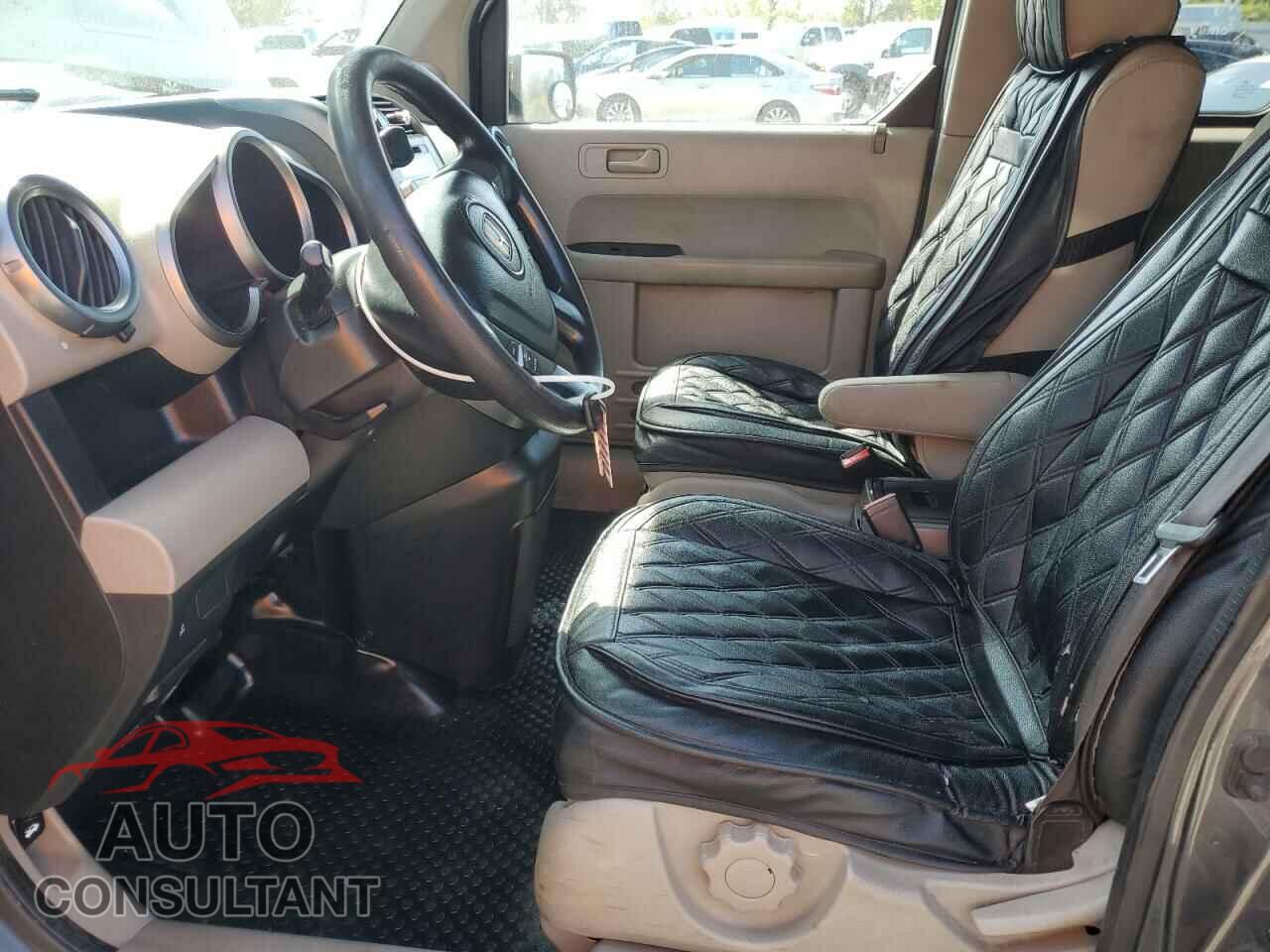 HONDA ELEMENT 2011 - 5J6YH2H74BL006047