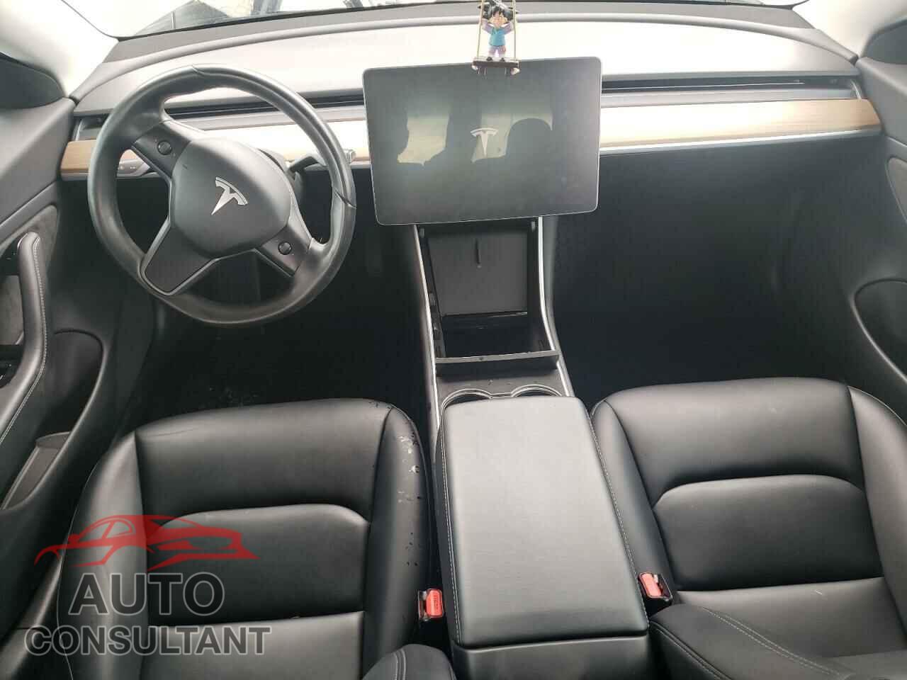 TESLA MODEL 3 2018 - 5YJ3E1EA4JF040364