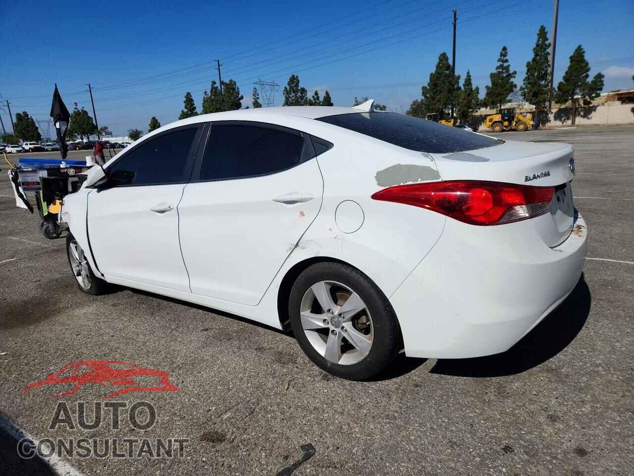 HYUNDAI ELANTRA 2013 - 5NPDH4AE6DH290426