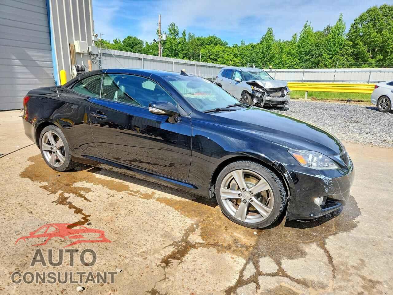 LEXUS IS 2012 - JTHFE2C27C2507246