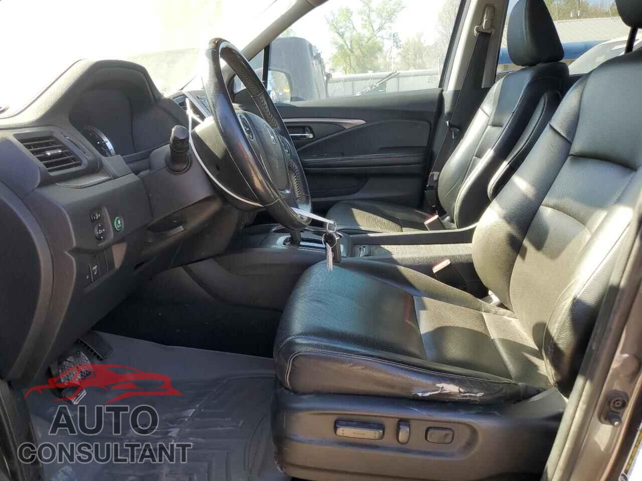 HONDA RIDGELINE 2017 - 5FPYK3F55HB034196